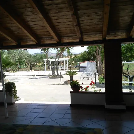 Casa Miloto * Villaggio Mose (Sicily)